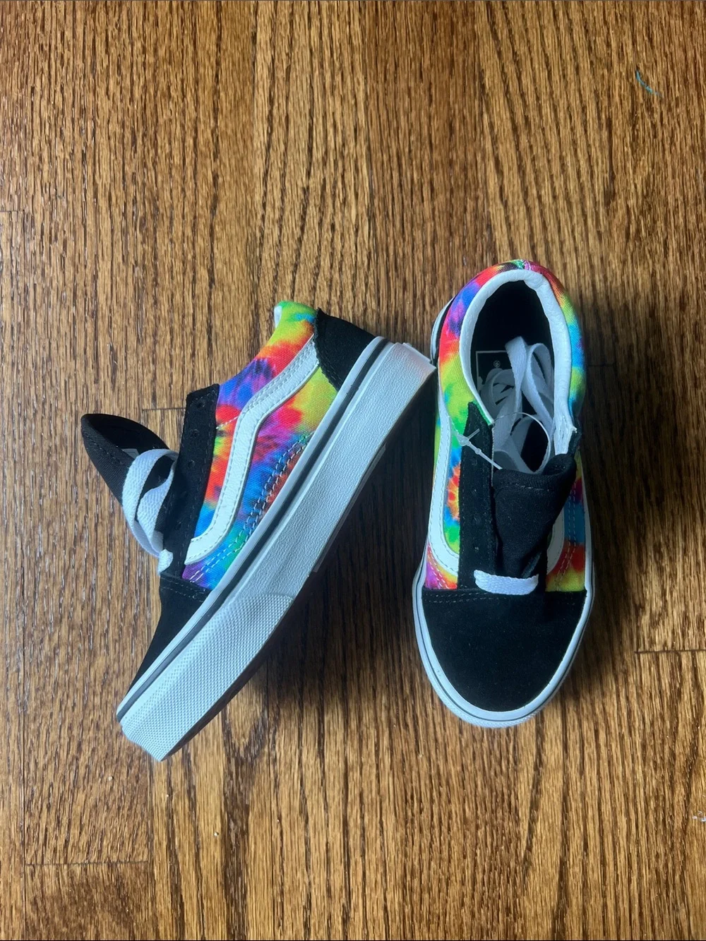 Vans Kids Low-Top Sneakers in Black with Rainbow Tie-Dye NWOT